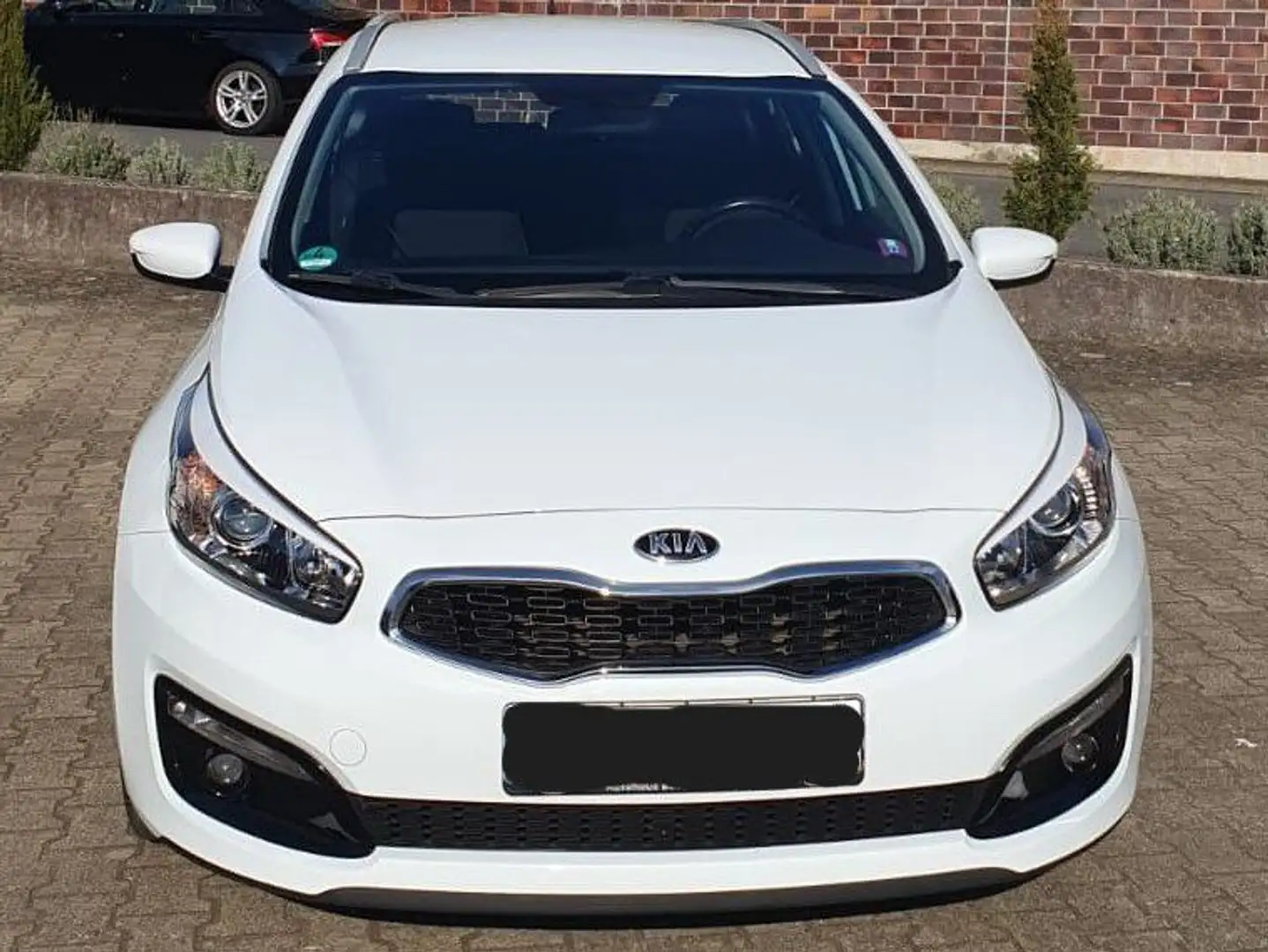 Kia Ceed SW / cee'd SW Ceed 1.6 GDI SW Edition 7 Bílá - 2