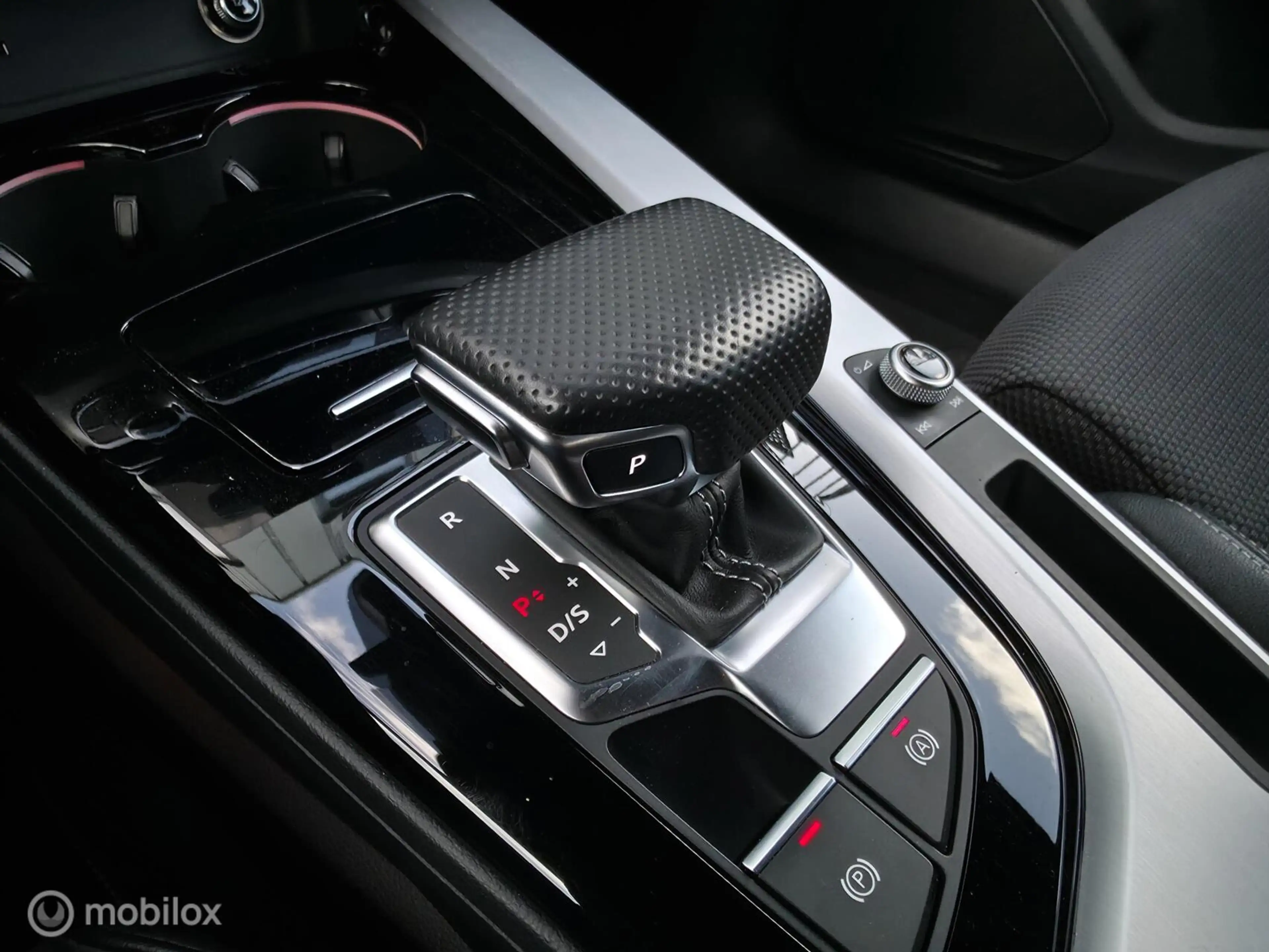 Audi A4 Avant 35 TFSI S-line / 1e eig. / Navi / Virtual — photo 22