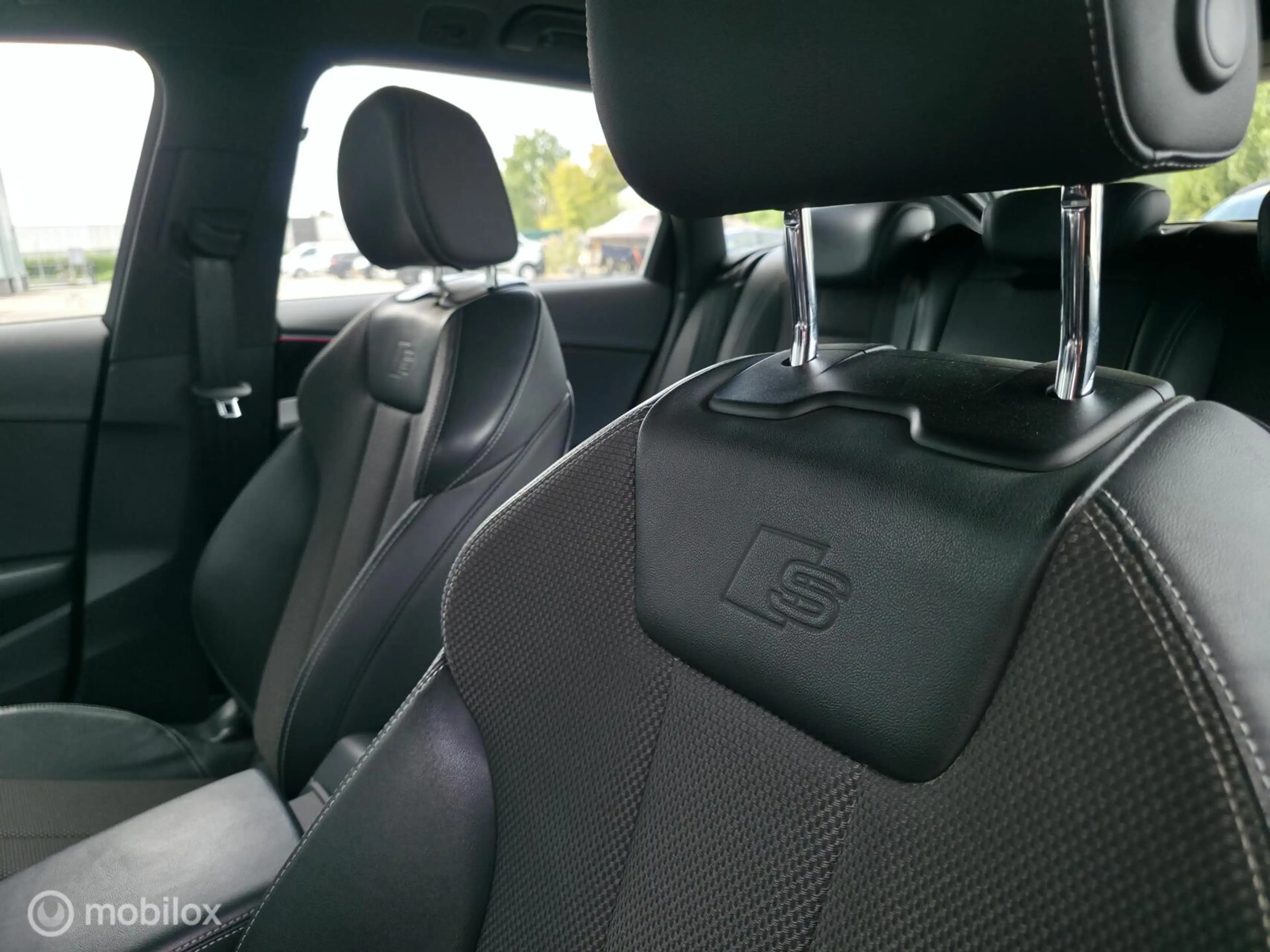 Audi A4 Avant 35 TFSI S-line / 1e eig. / Navi / Virtual — photo 8