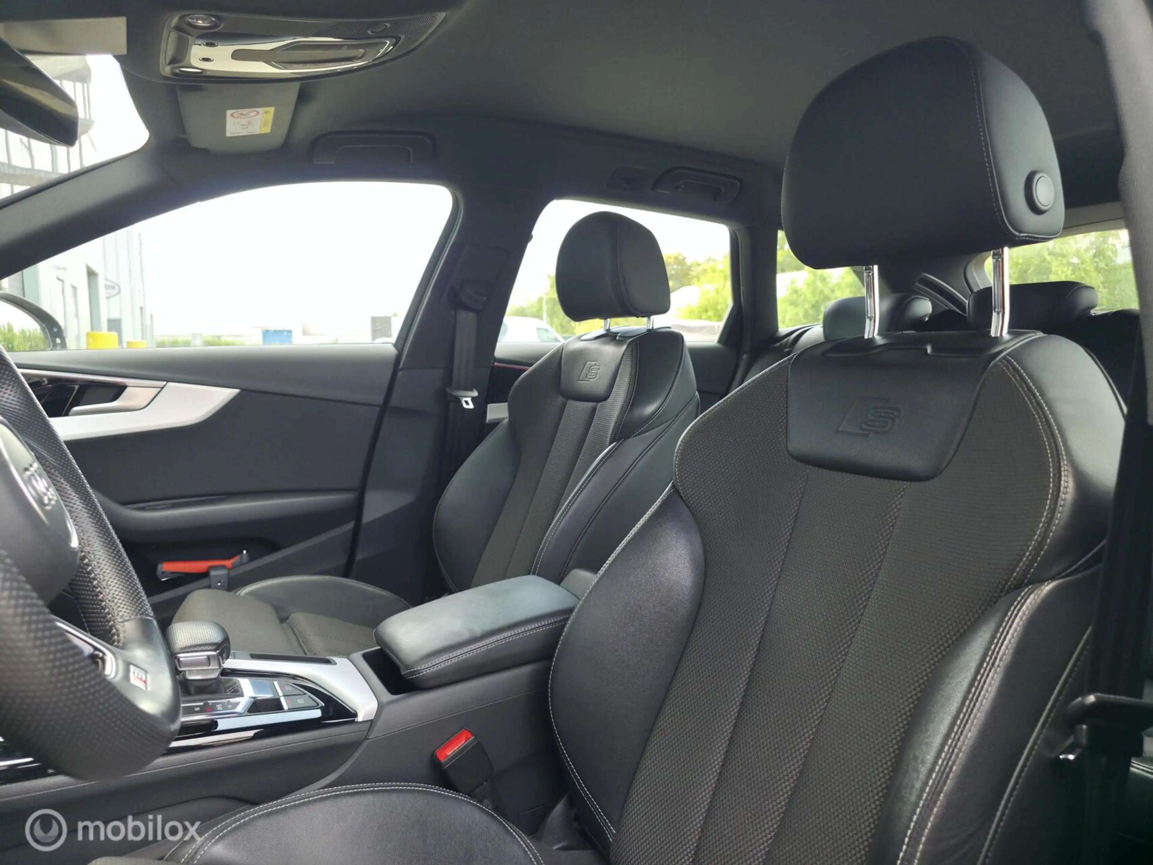 Audi A4 Avant 35 TFSI S-line / 1e eig. / Navi / Virtual — photo 7