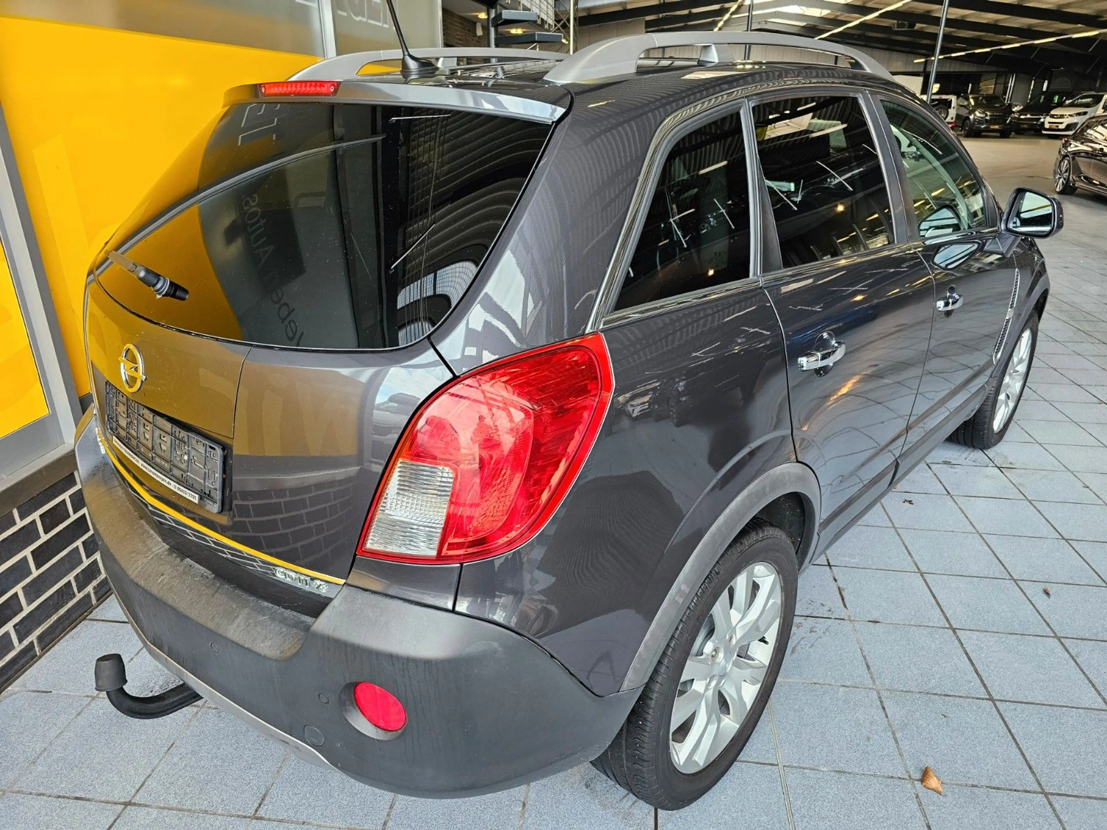 Opel Antara Cosmo 4x4 AHK SHZ Trenngitter — photo 4