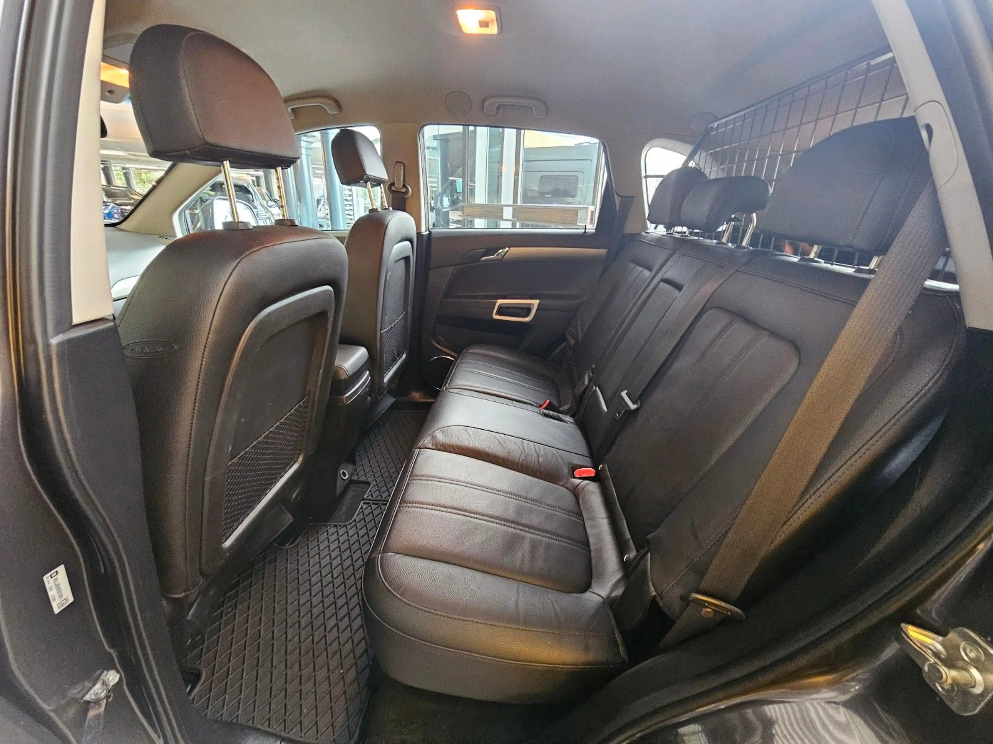 Opel Antara Cosmo 4x4 AHK SHZ Trenngitter — photo 8