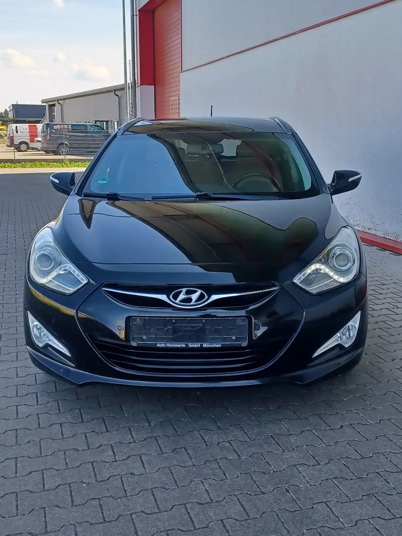 Hyundai i40 i40cw 1.7 CRDi Style Schwarz - 2