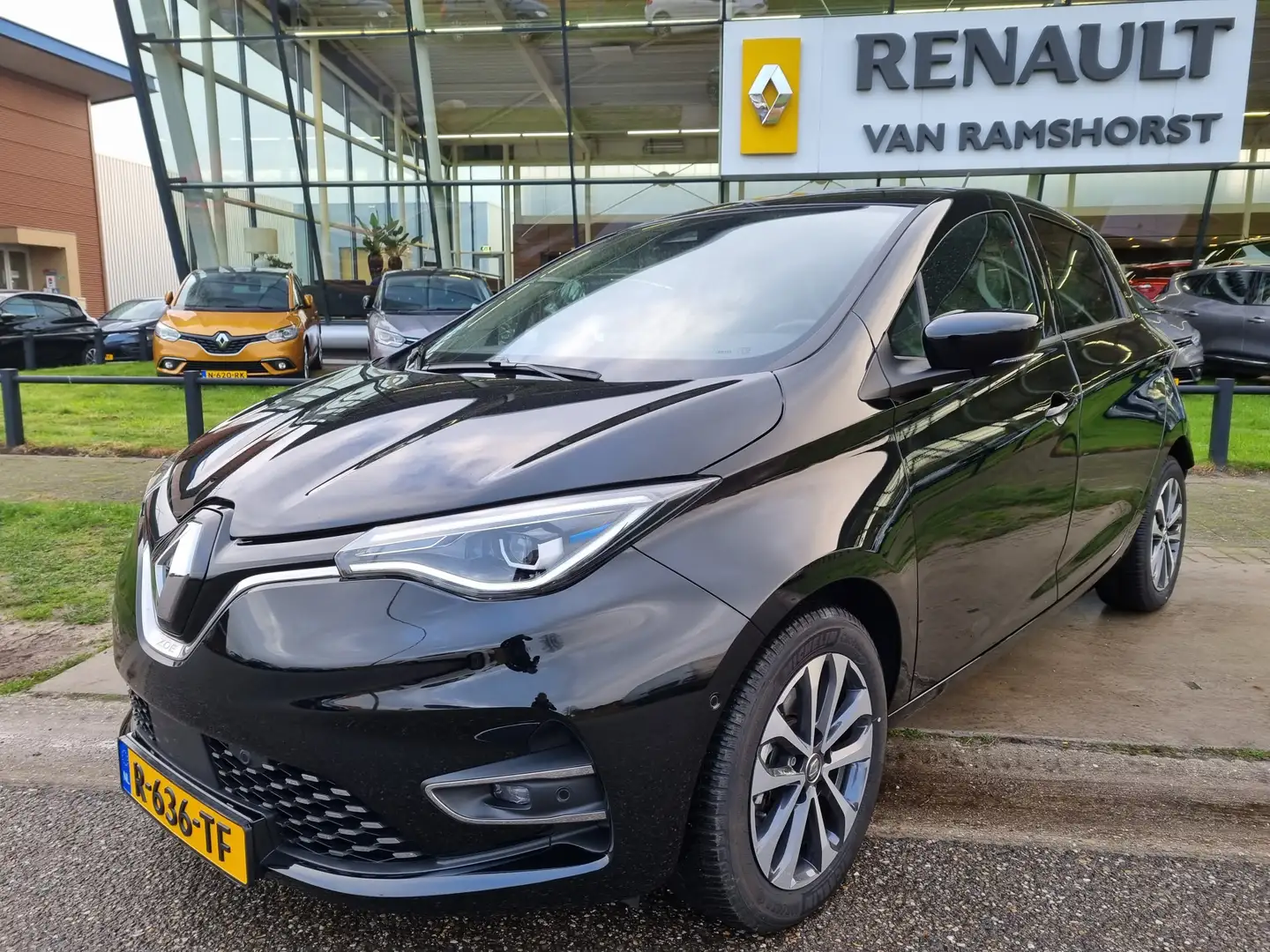 Renault ZOE E-Tech Electric R135 Intens 50 kWh (KoopBatterij) - 1
