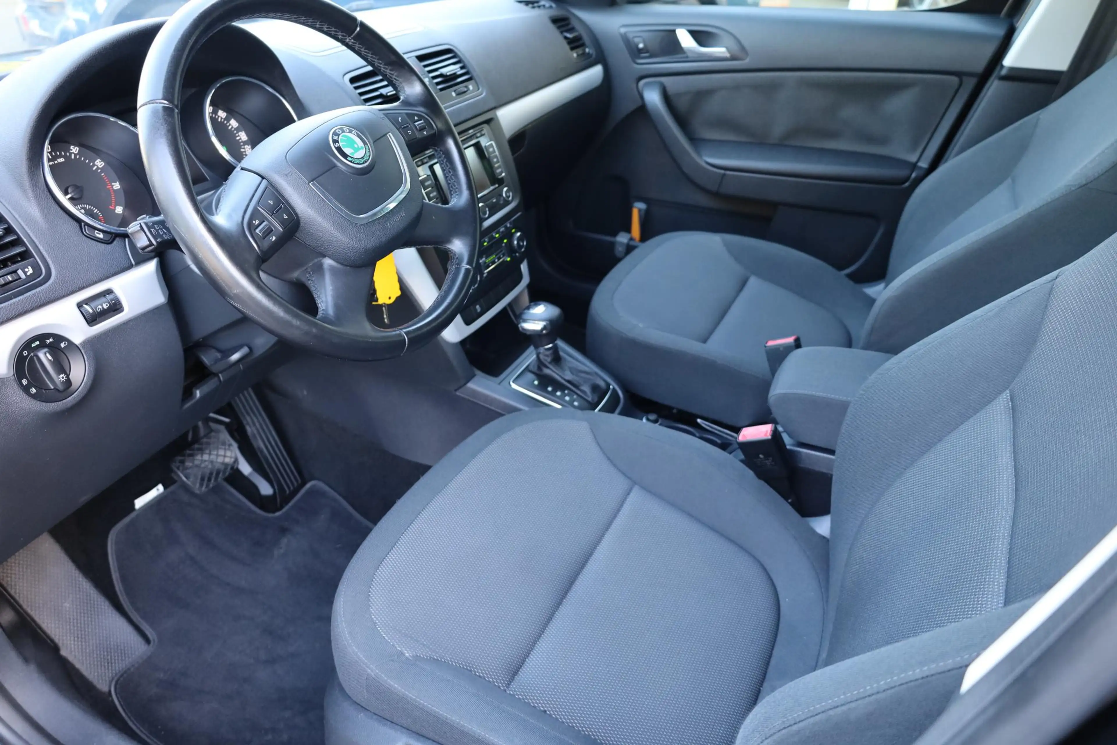 Skoda Yeti 1.2 TSI Ambition TREKHAAK STOELVERWARMING CLIMATE — photo 7