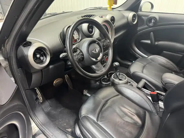 Mini Countryman view 9