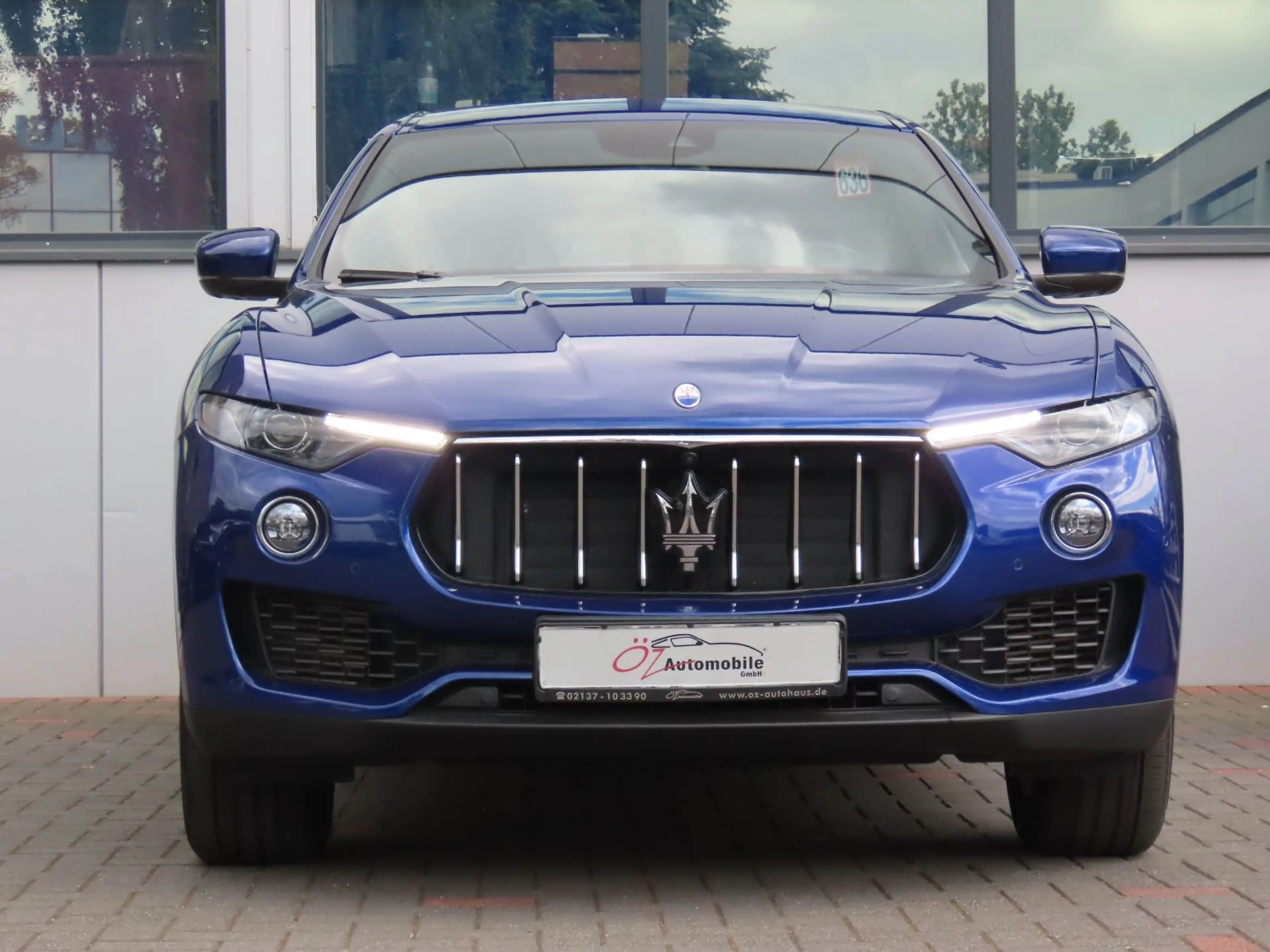 Maserati Levante Q4 3.0 V6 Autom. 360° Kamera Panorama — photo 2