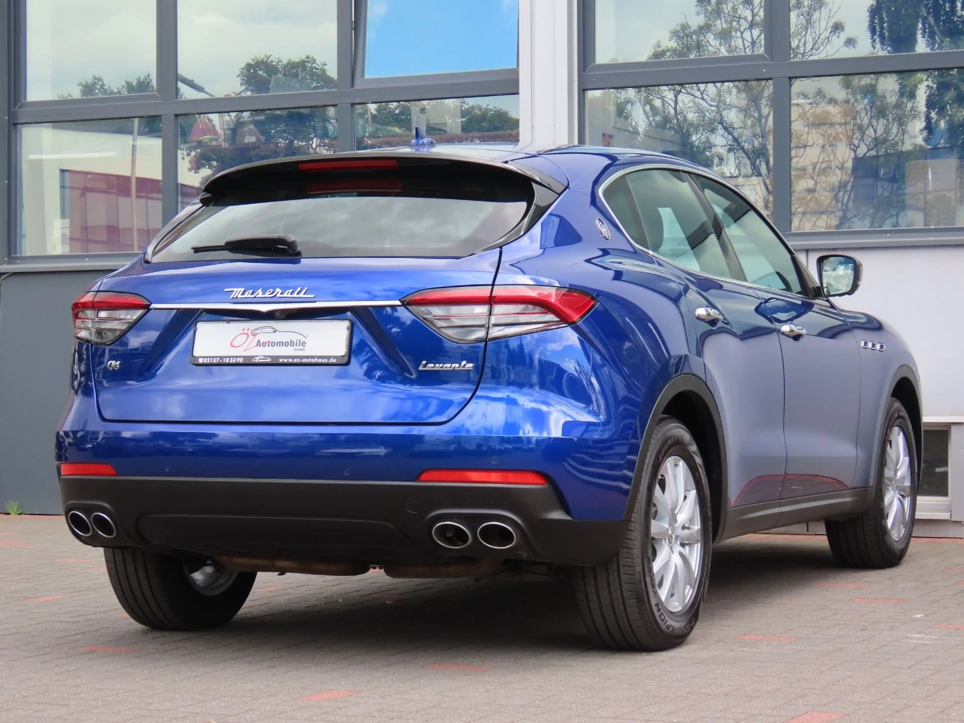 Maserati Levante Q4 3.0 V6 Autom. 360° Kamera Panorama — photo 7