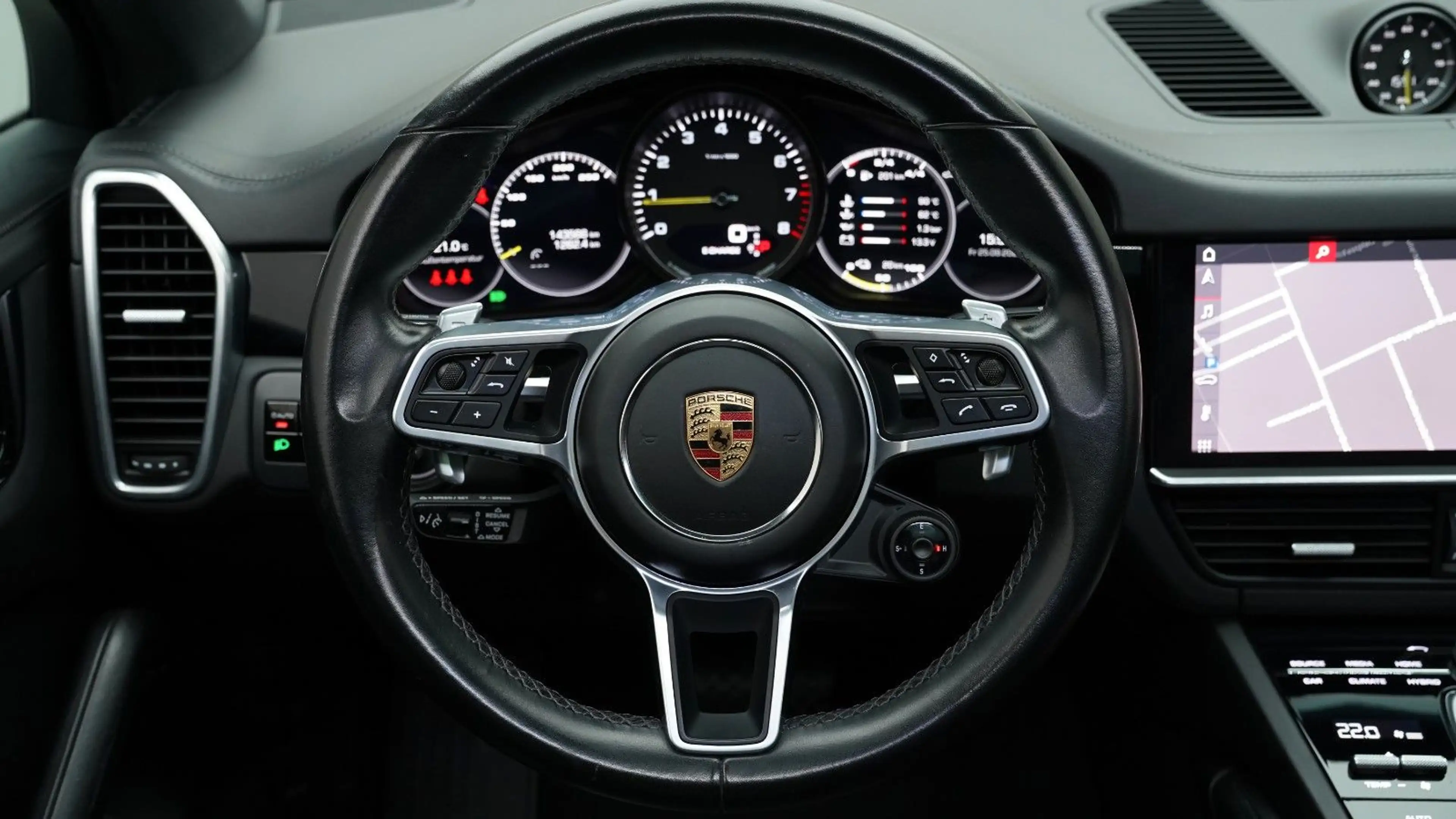 Porsche Cayenne Coupe *SPORT-CHRONO*PANO* — photo 10