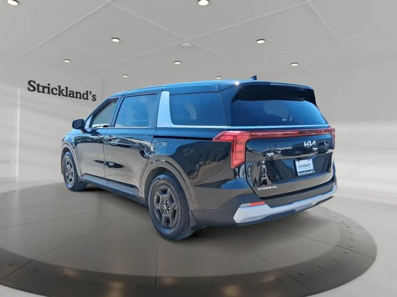 Kia Carnival снимка Kia Carnival