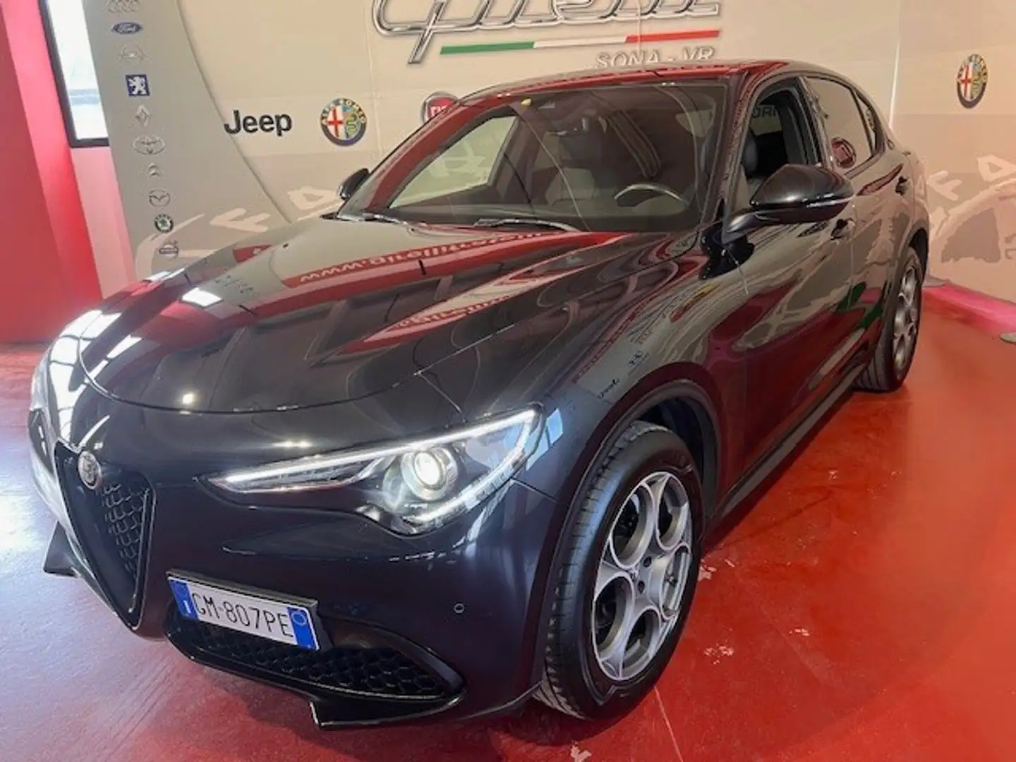 Alfa Romeo Stelvio Stelvio 2.0 Turbo 200 CV AT8 Q4 Sprint Schwarz - 2