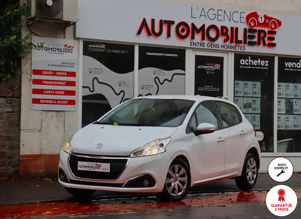 Peugeot 208