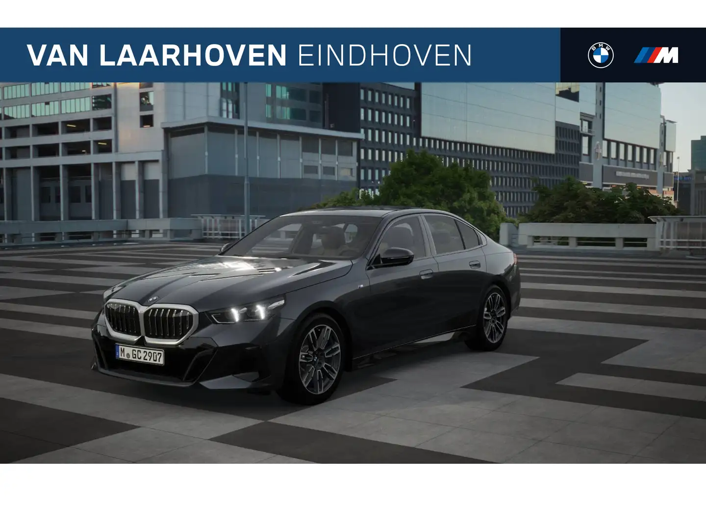 BMW 520 5 Serie 520i M Sport Automaat / Adaptieve LED / St Grijs - 1