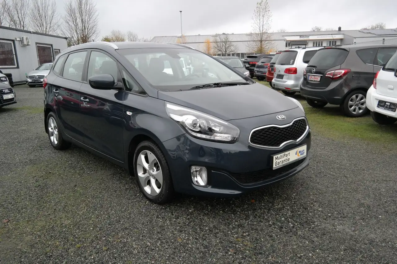Kia Carens