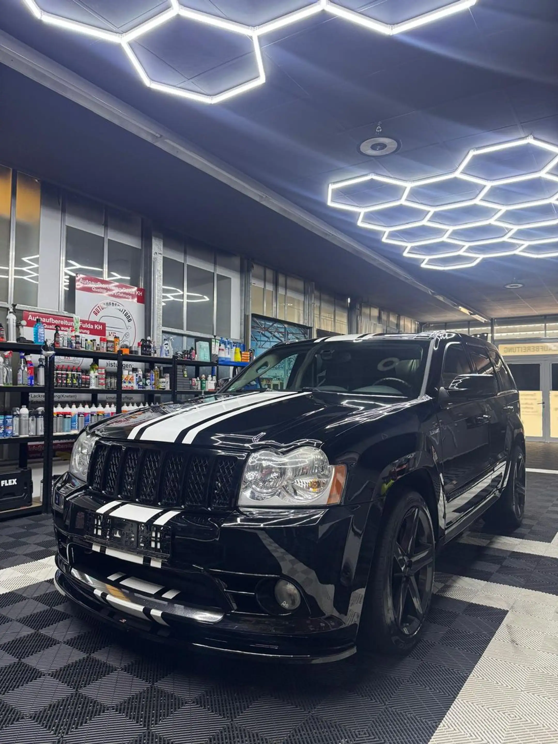 Jeep Grand Cherokee SRT8 HEMI 6.1 LPG — photo 3