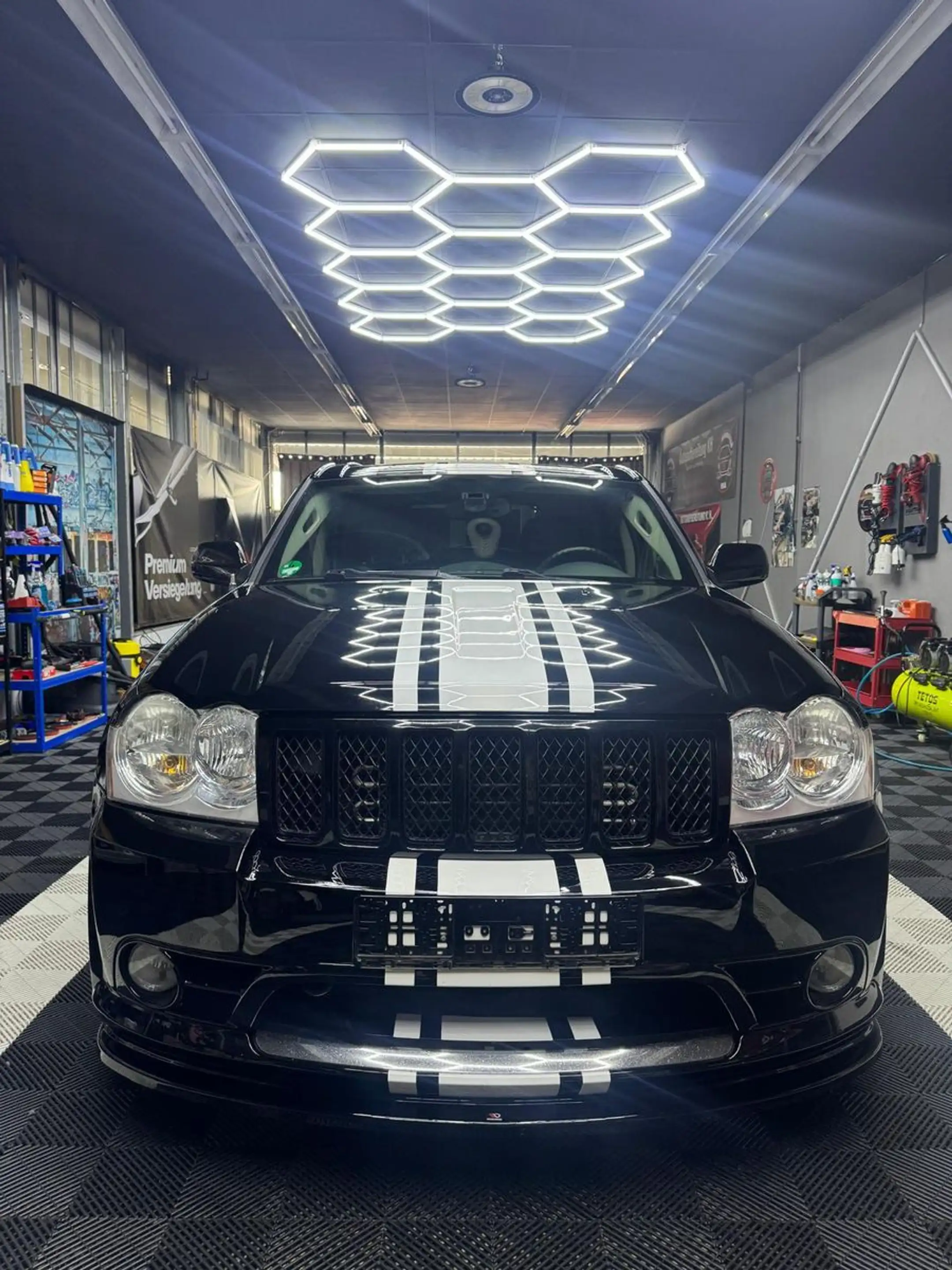 Jeep Grand Cherokee SRT8 HEMI 6.1 LPG