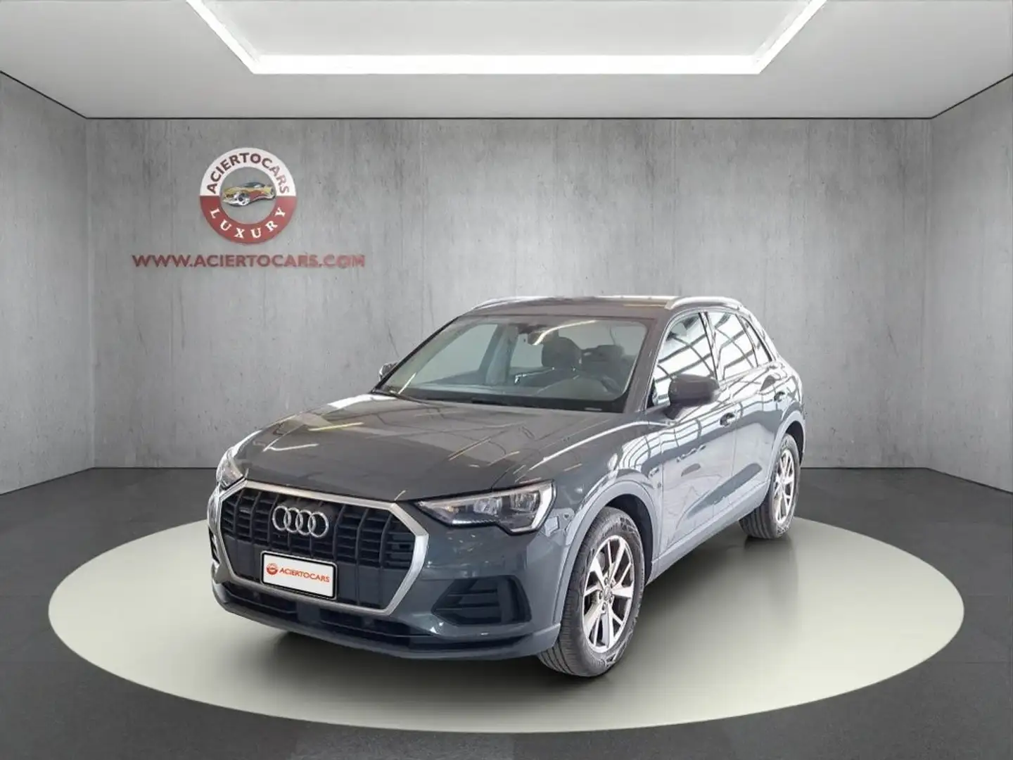 Audi Q3 40 TFSI Advanced quattro S tronic Gris - 1