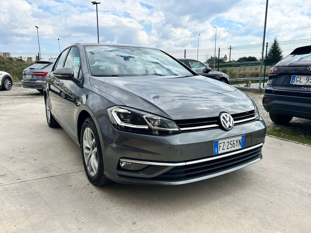 Volkswagen Golf Golf 2.0 TDI DSG 5p. Executive BlueMotion Technolo