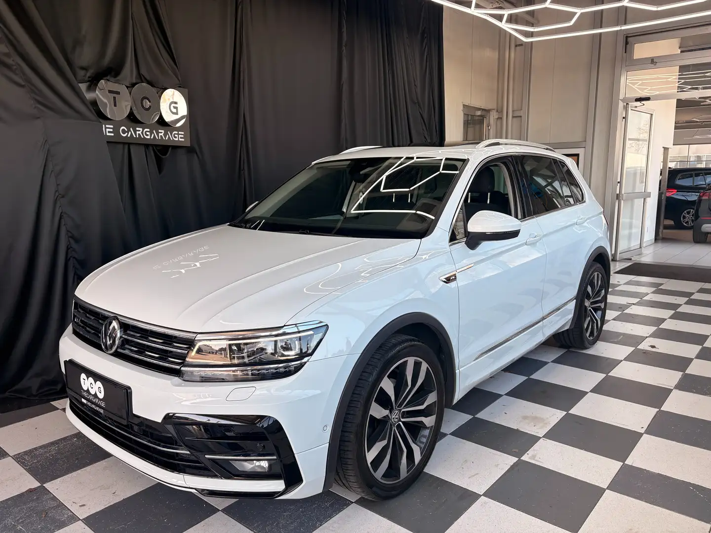 Volkswagen Tiguan Comfortline BMT/Start-Stopp Weiß - 1