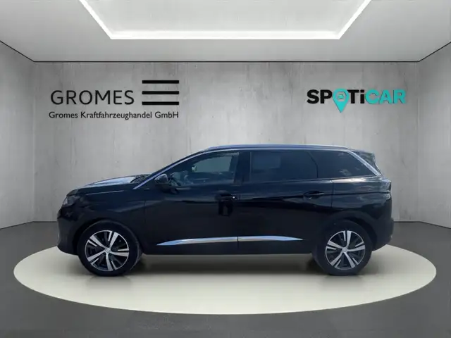 Peugeot 5008 view 6