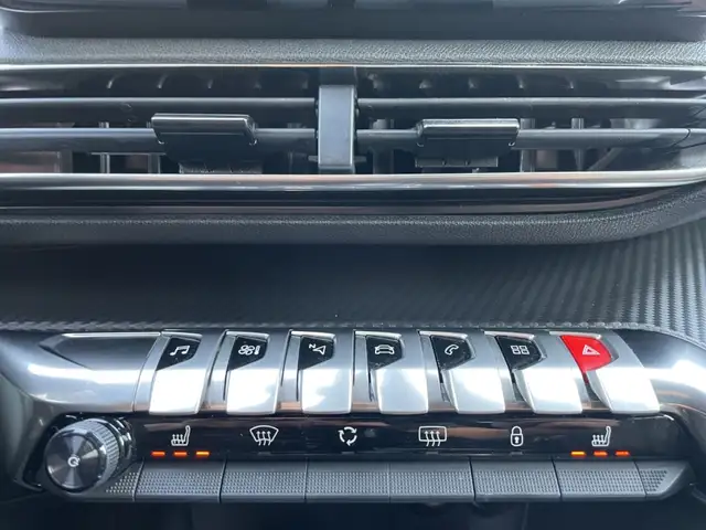 Peugeot 5008 view 17