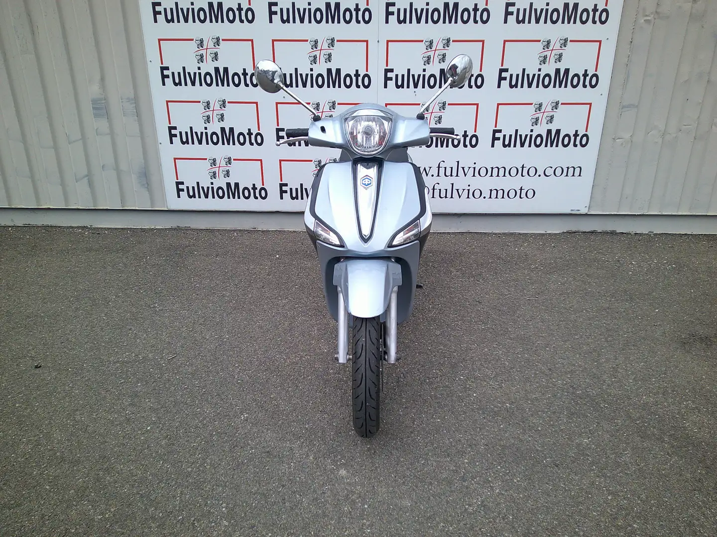 Piaggio Liberty 50 Gris - 2