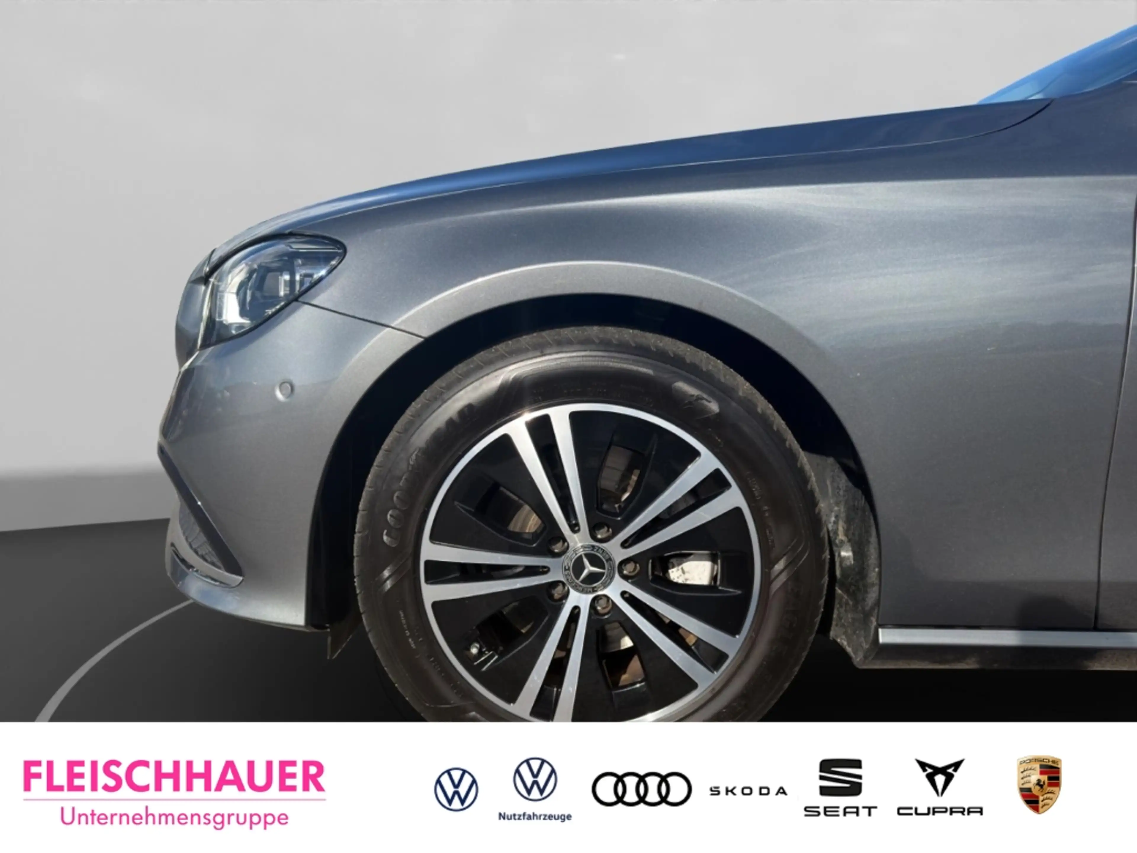 Mercedes-Benz E 220 T 220d 4Matic Avantgarde Business 360Grad Luft SHZ — photo 9