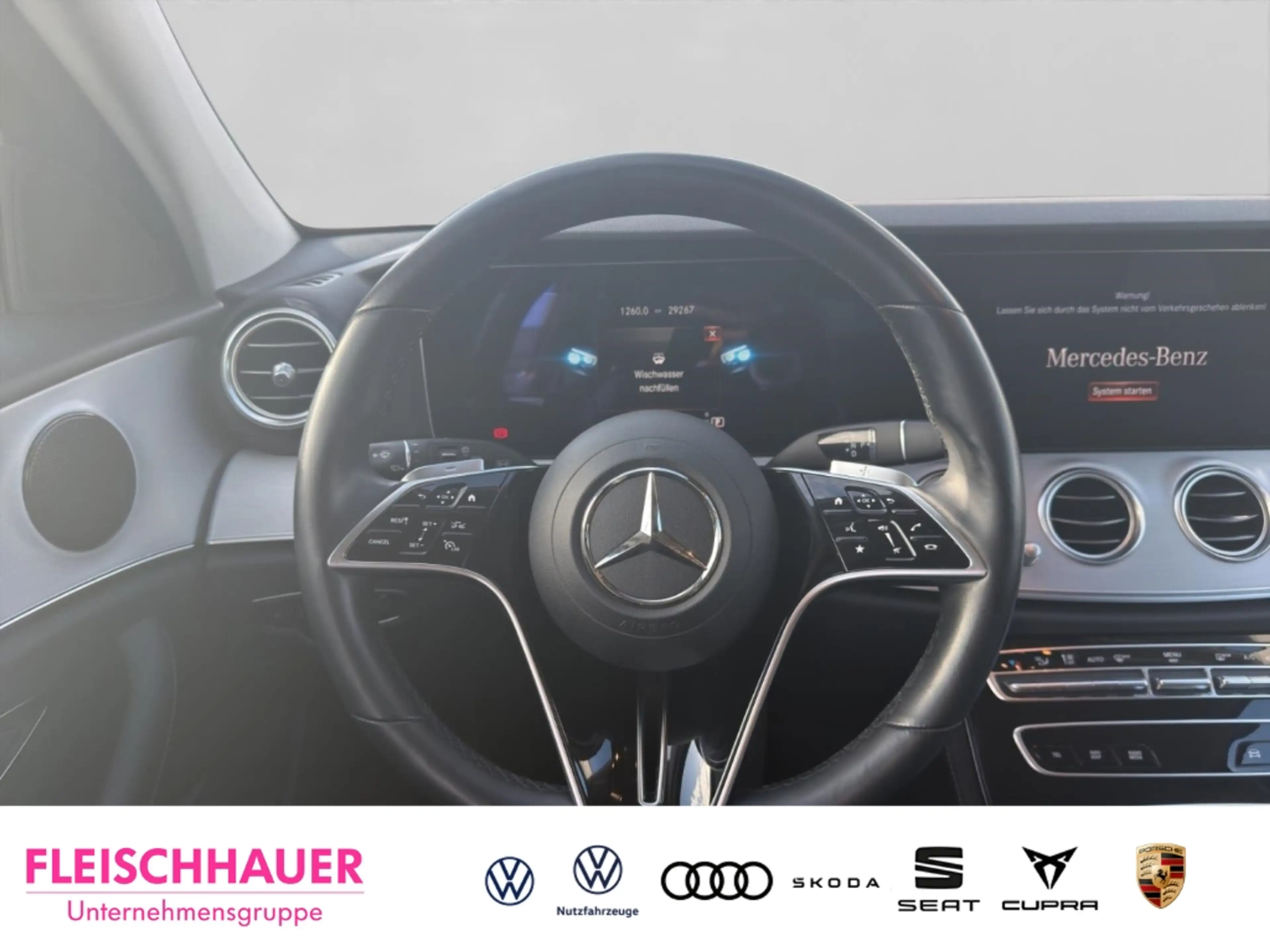 Mercedes-Benz E 220 T 220d 4Matic Avantgarde Business 360Grad Luft SHZ — photo 13