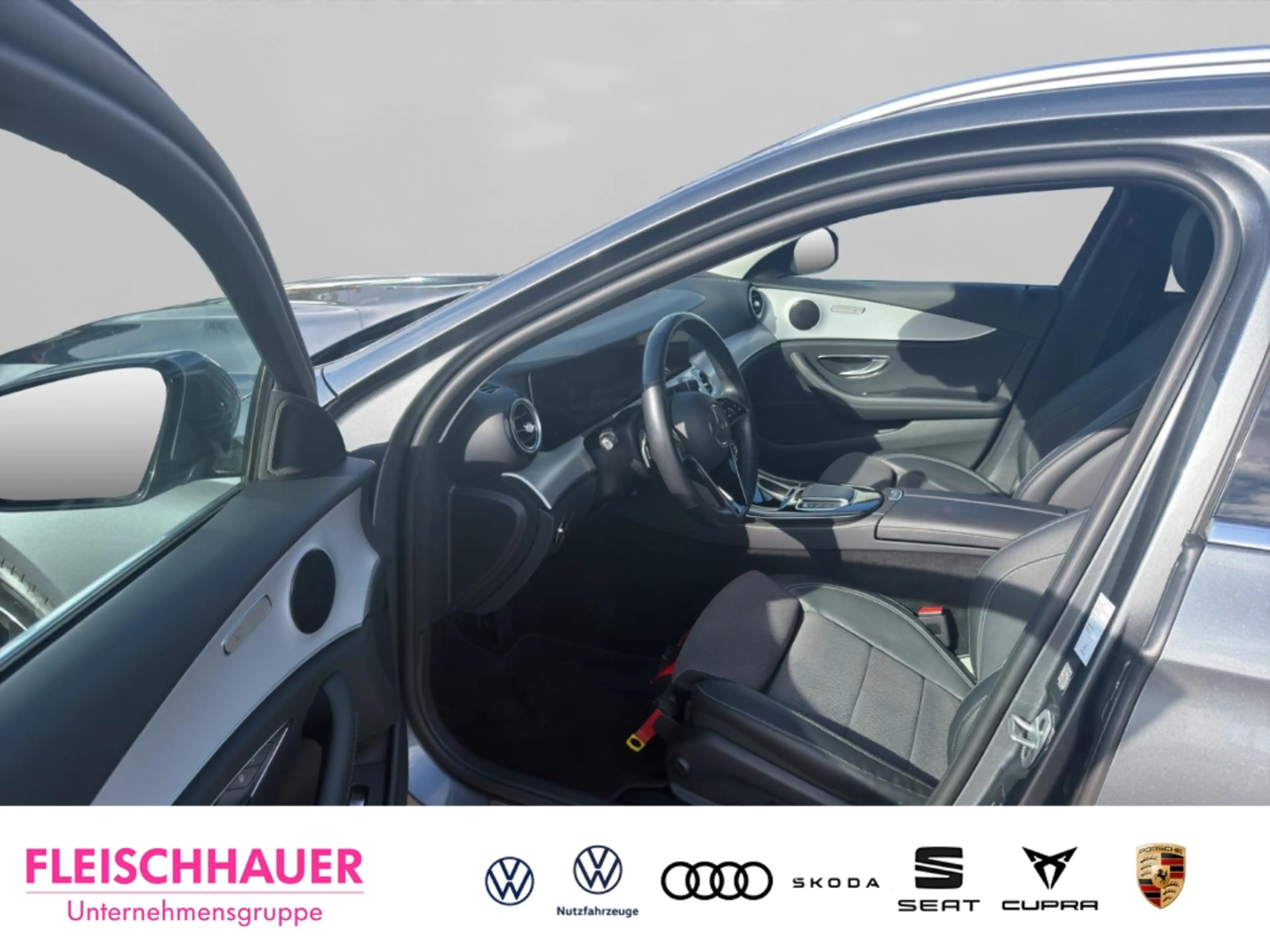 Mercedes-Benz E 220 T 220d 4Matic Avantgarde Business 360Grad Luft SHZ — photo 10