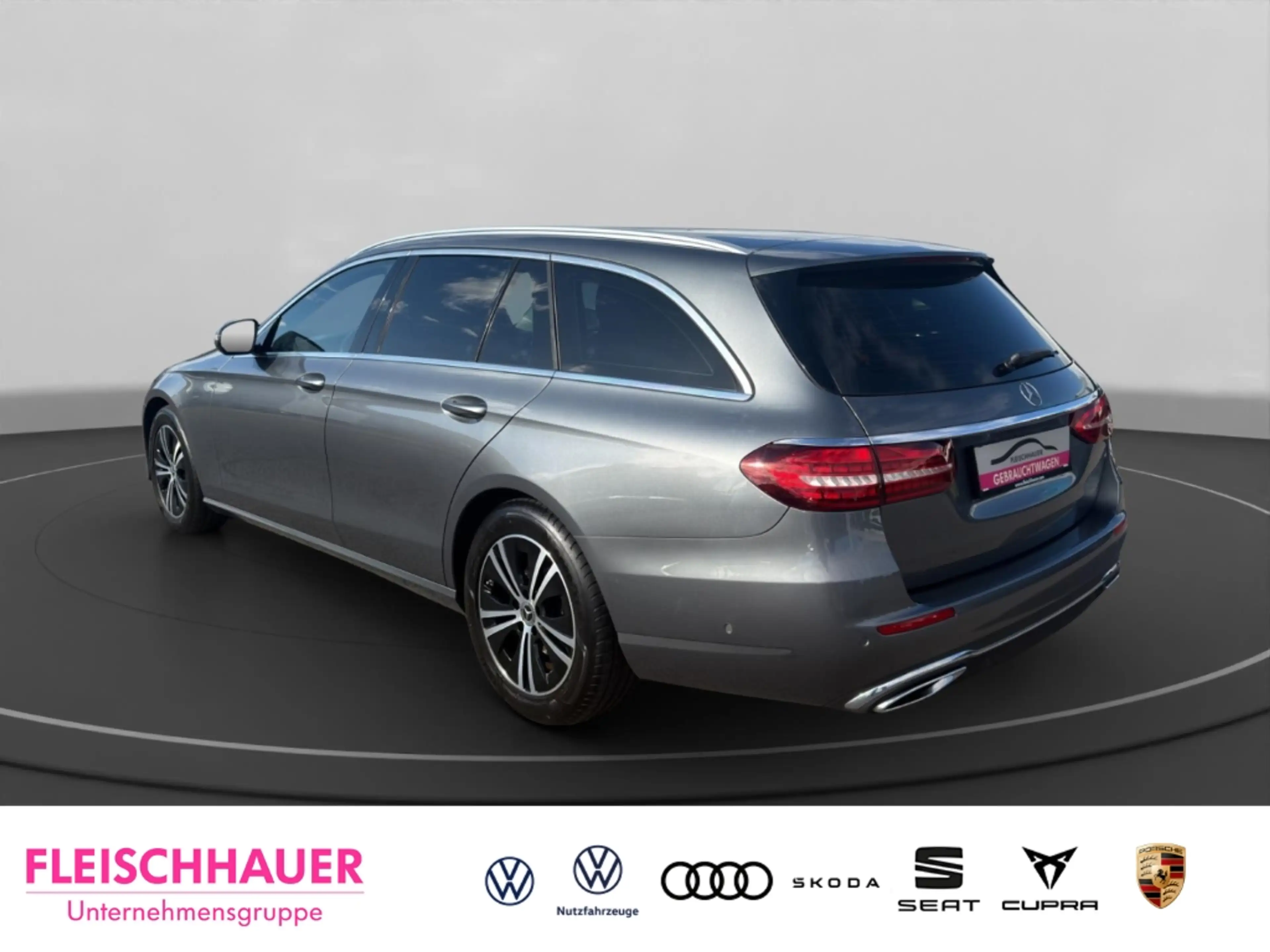 Mercedes-Benz E 220 T 220d 4Matic Avantgarde Business 360Grad Luft SHZ — photo 4