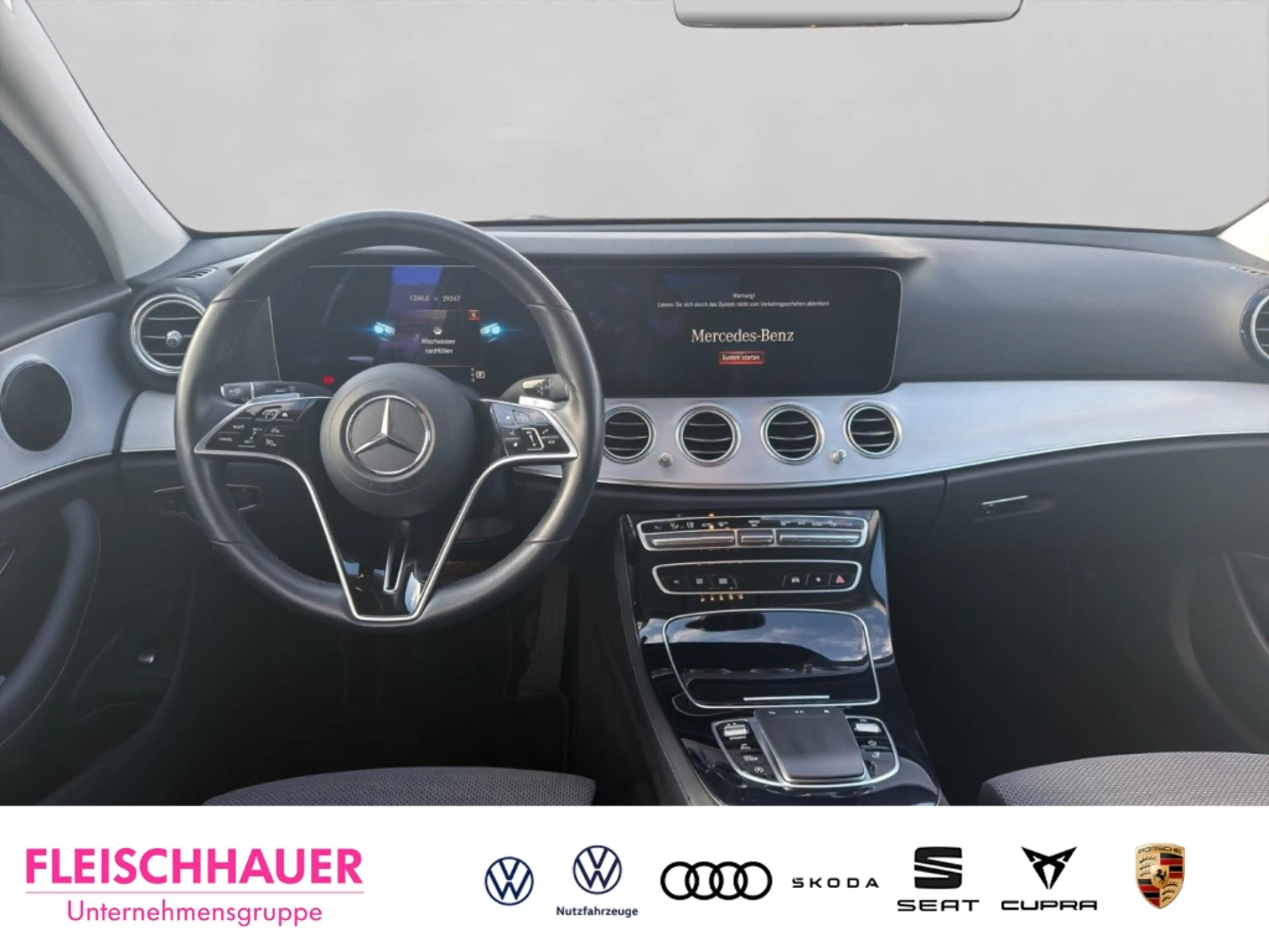 Mercedes-Benz E 220 T 220d 4Matic Avantgarde Business 360Grad Luft SHZ — photo 12