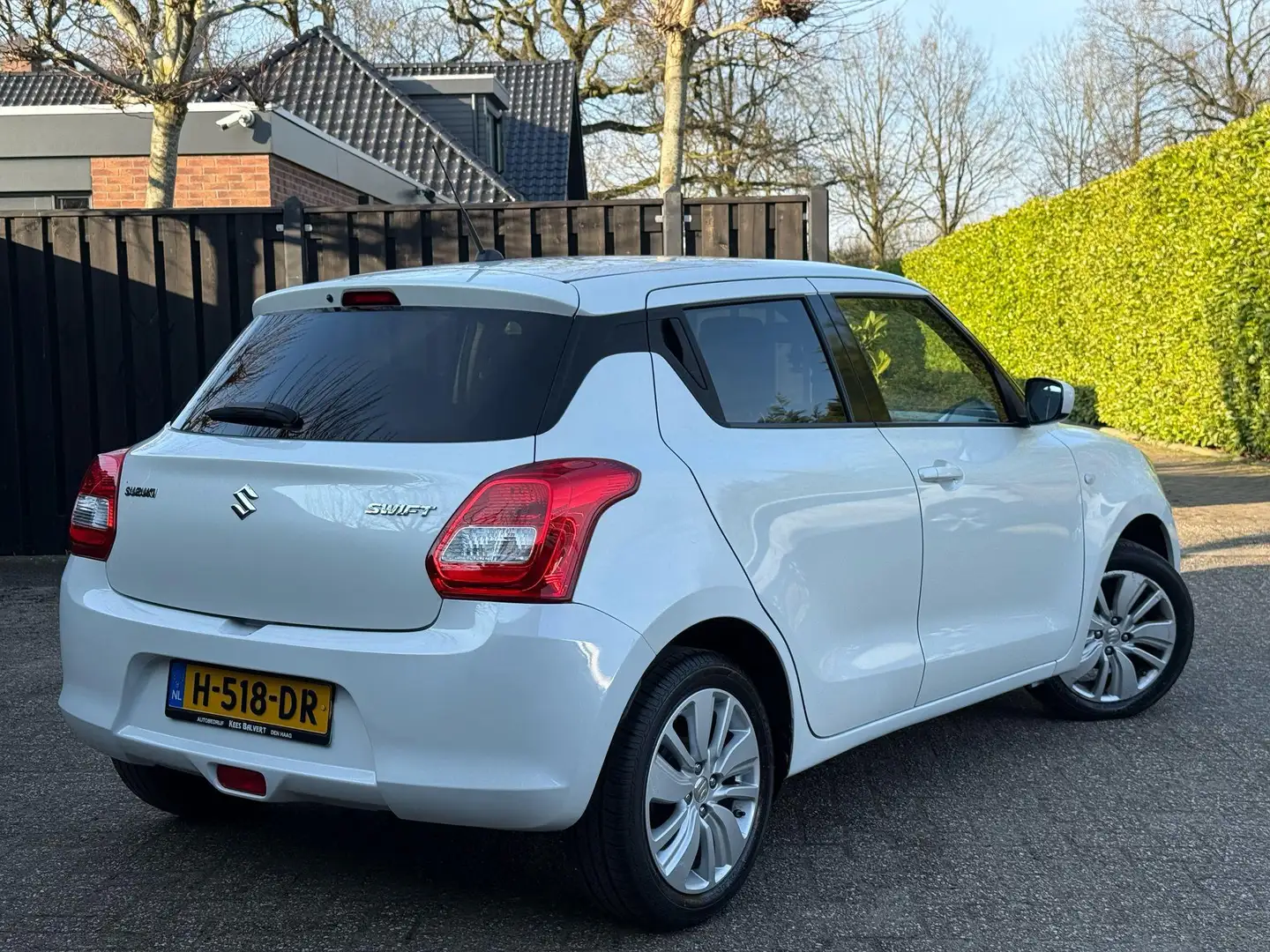Suzuki Swift 1.2 Select AUT Camera Cruise Blanc - 2