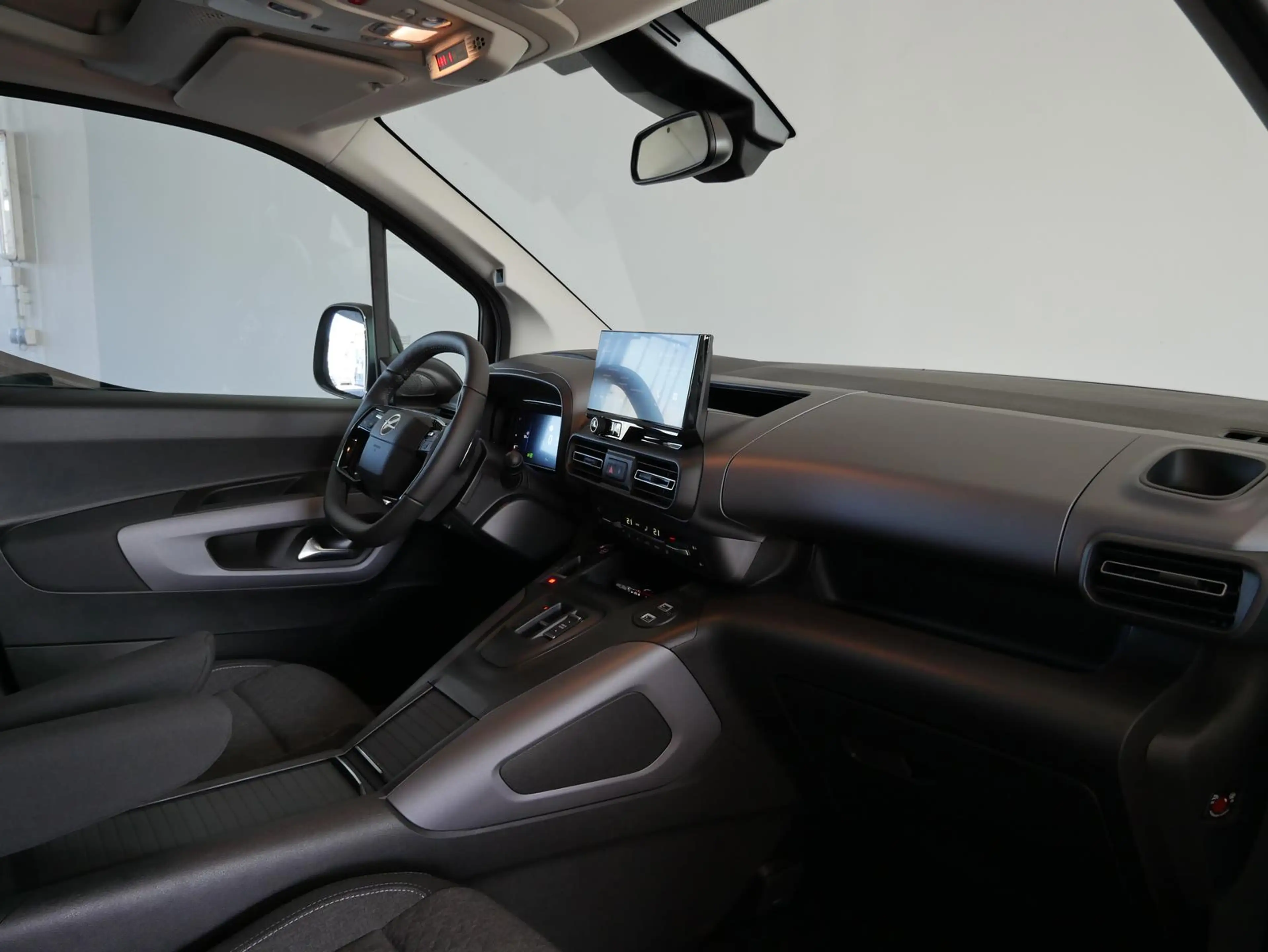 Opel Combo GS 1.5 Diesel AT | Navi | Pano | SHZ | RFK — photo 12