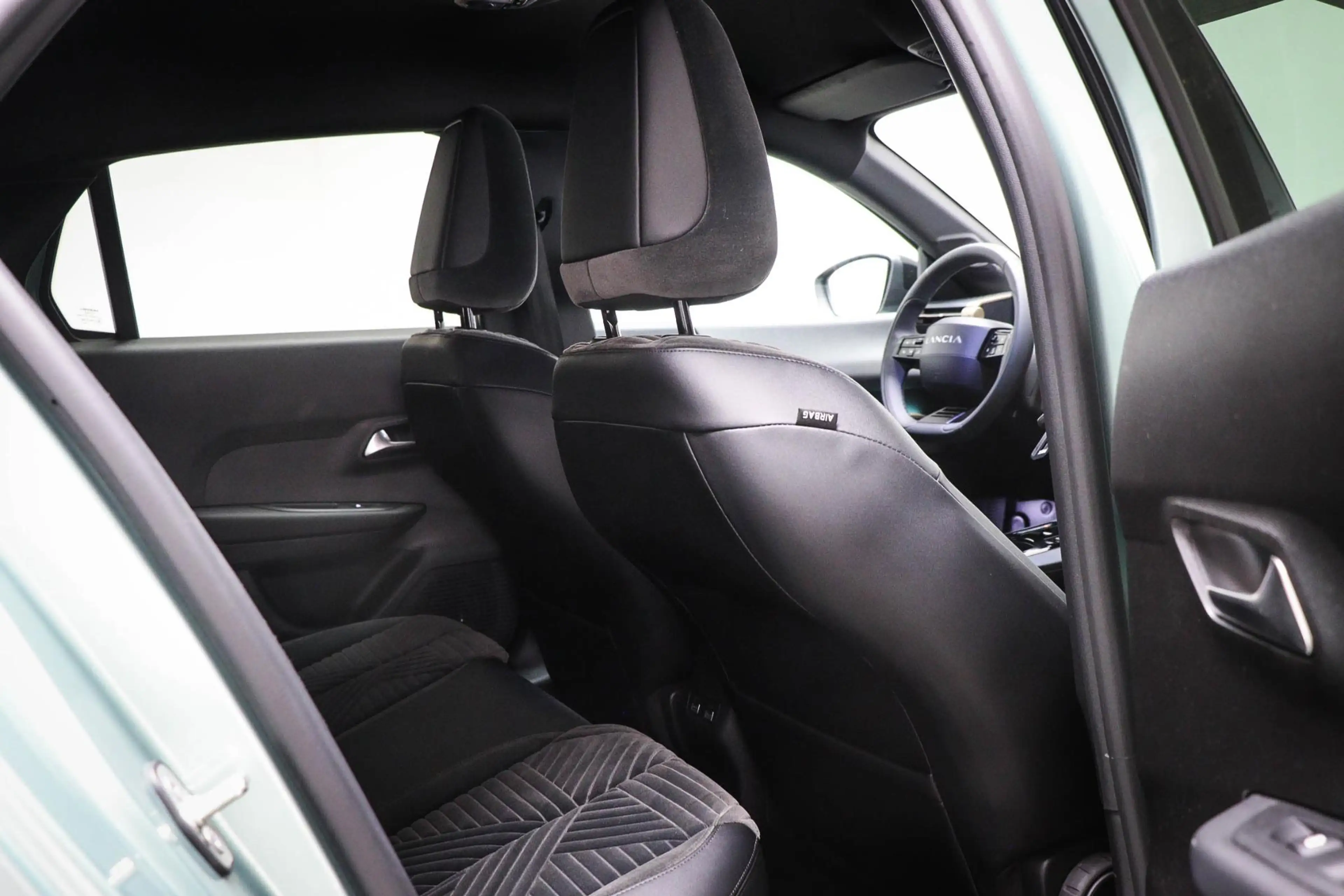 Lancia Ypsilon 1.2 Turbo Hybrid LX | CLIMA | DRAADLOZE LADER | DA — photo 14