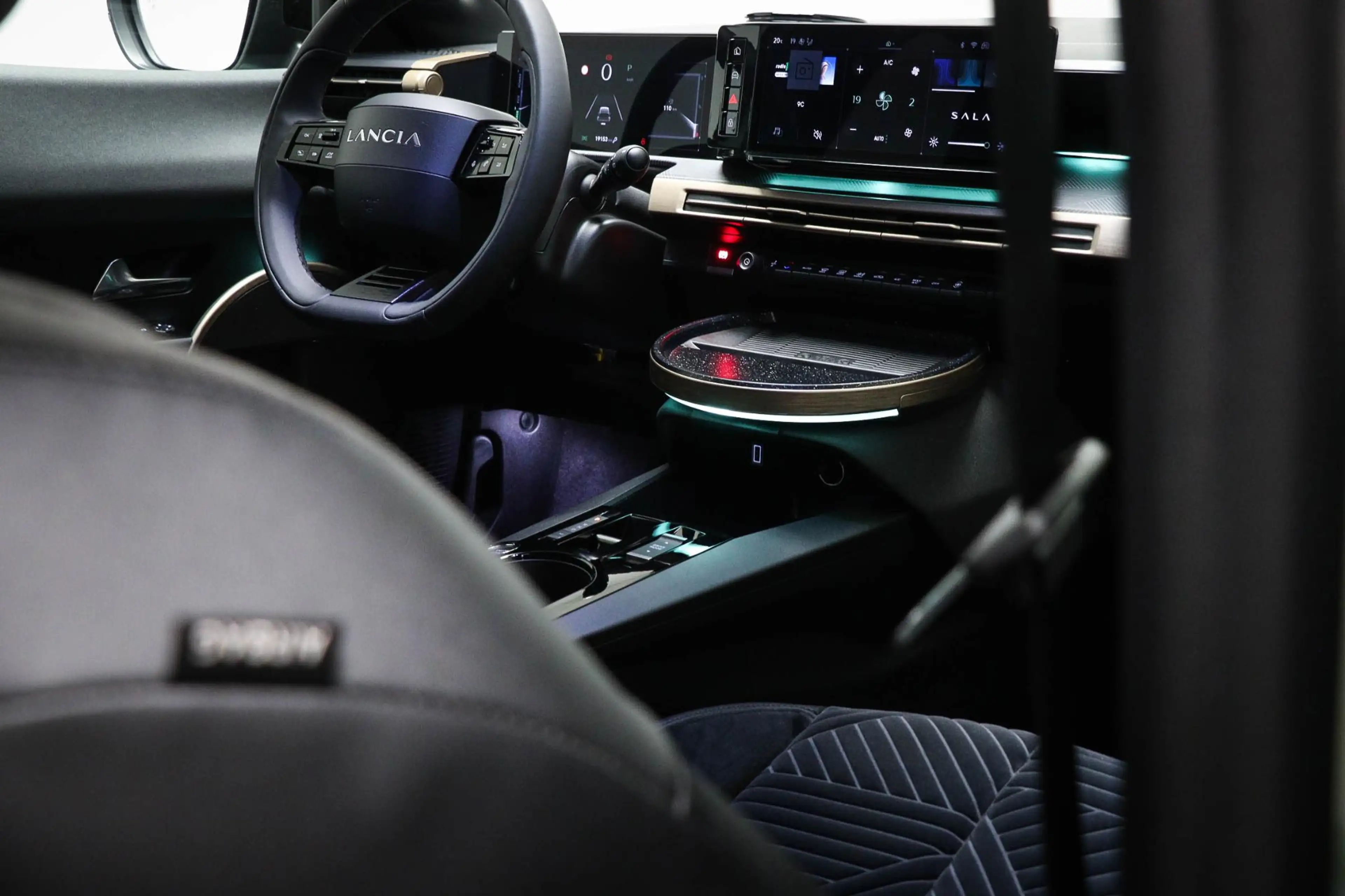 Lancia Ypsilon 1.2 Turbo Hybrid LX | CLIMA | DRAADLOZE LADER | DA — photo 15