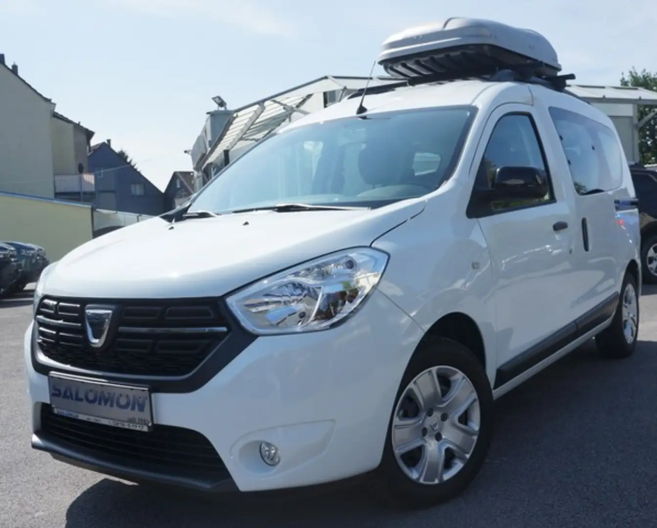 Dacia Dokker TCe130 NAVI*1.Hand*KLIMA*PDC*CAMPING.BOX Weiß - 1