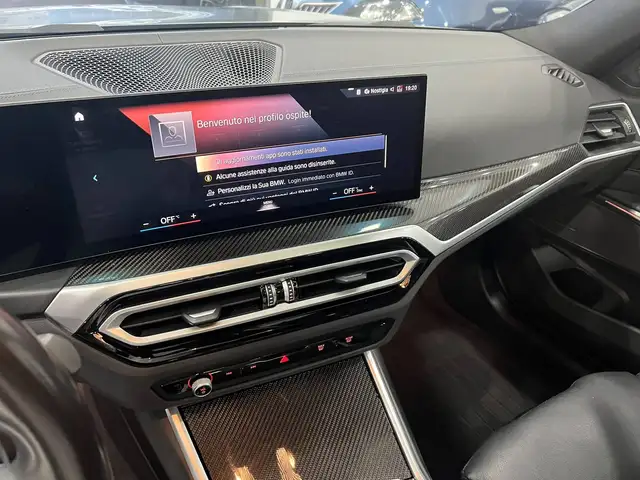 BMW 3 Series view 14