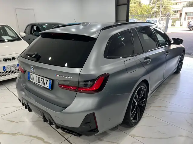 BMW 3 Series view 6