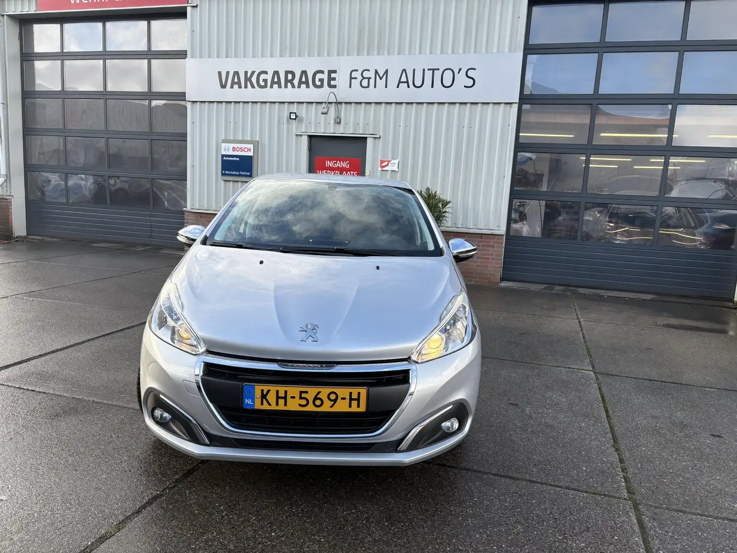 Peugeot 208 1.2 PureTech Active Grigio - 2