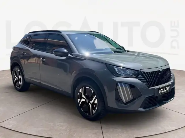 Peugeot 2008 view 3