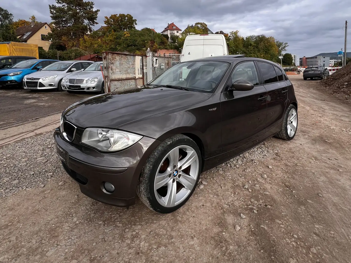 BMW 120 120i Braun - 2