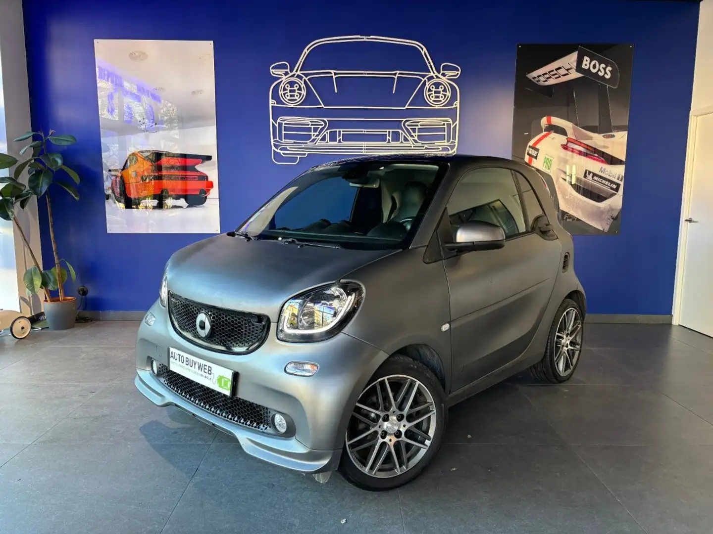 smart forTwo COUPE 0.9 109 ch S&S BA6 Brabus Xclusive Grau - 1