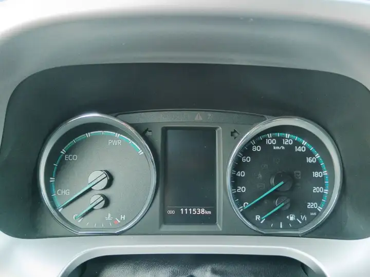 Toyota RAV4 2016, foto 17