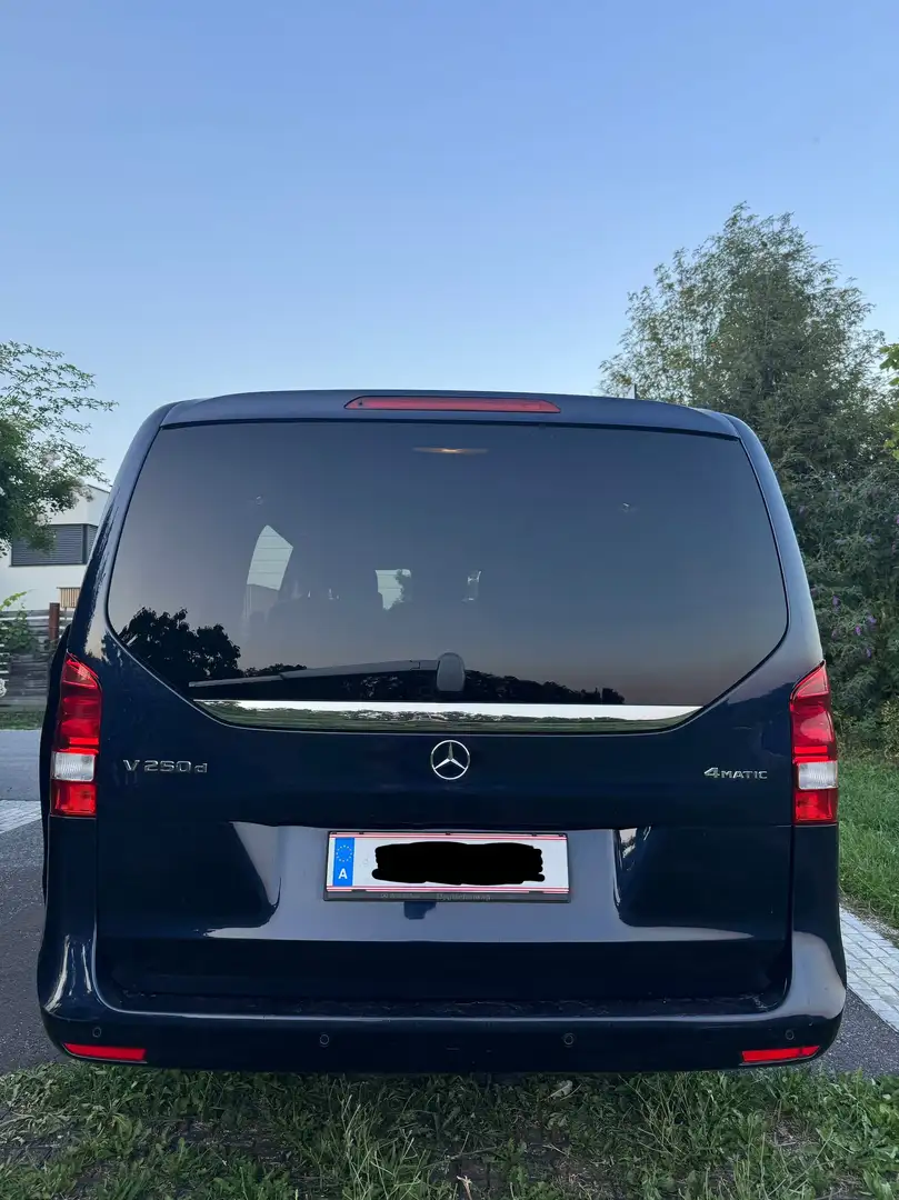Mercedes-Benz V 250 V 250 d 4MATIC lang Aut. Blau - 2