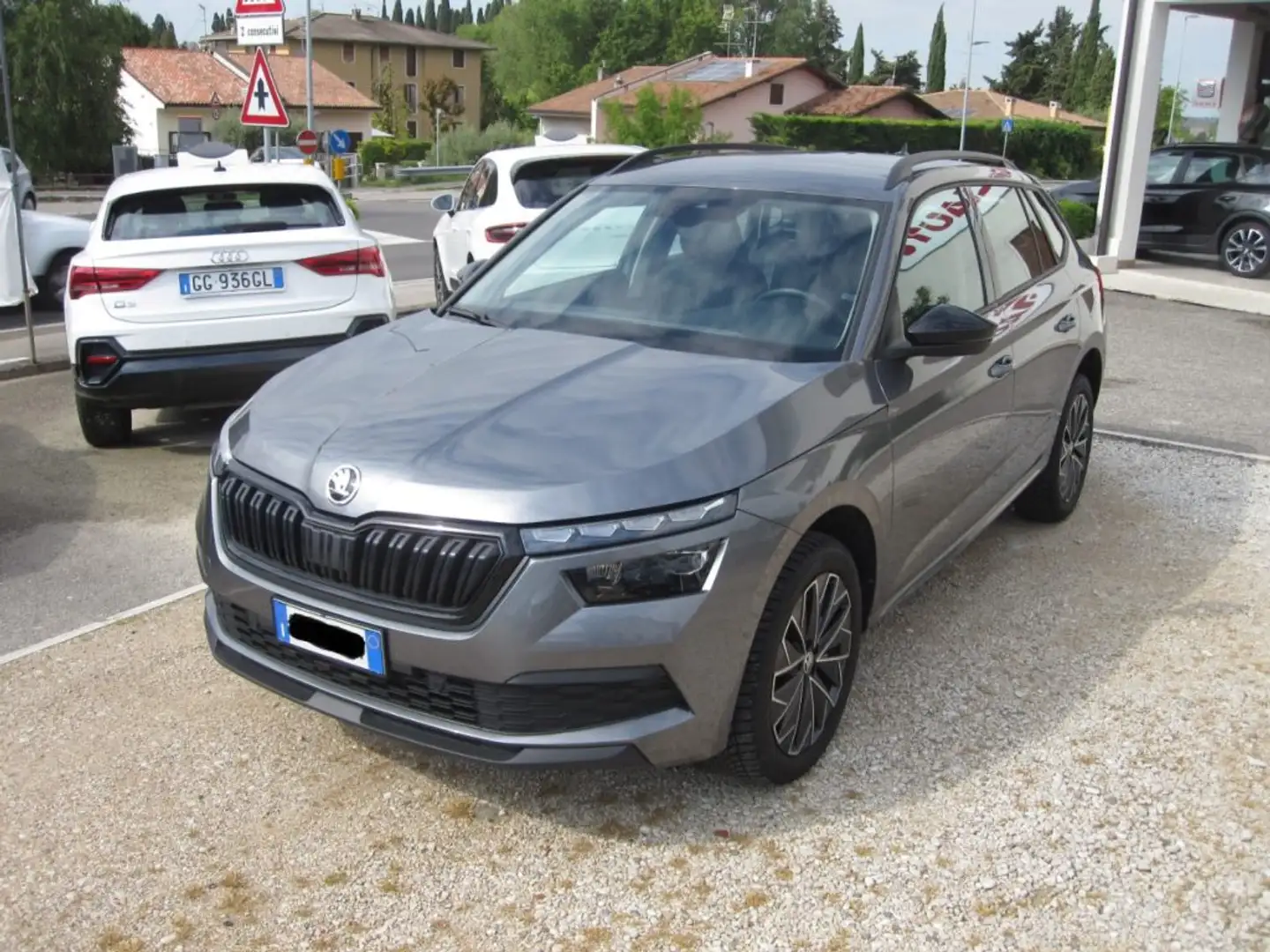 Skoda Kamiq 1.0 TSI 110 CV Style NEOPATENTATI Grigio - 1