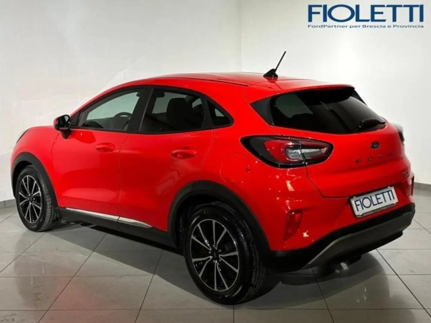 Ford Puma 1.0 ECOBOOST HYBRID 125 CV S&S TITANIUM Rosso - 2