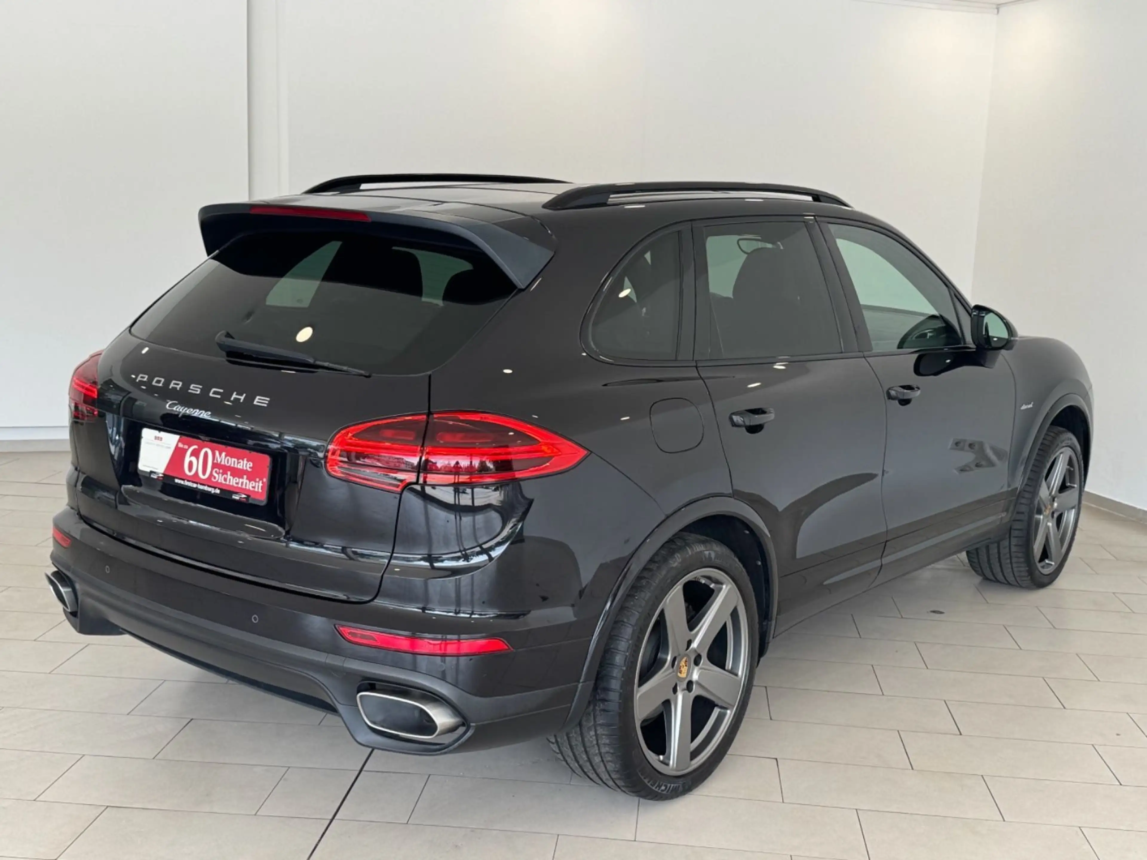 Porsche Cayenne Diesel Platinum Edition|360°|PANO|BOSE| — photo 7