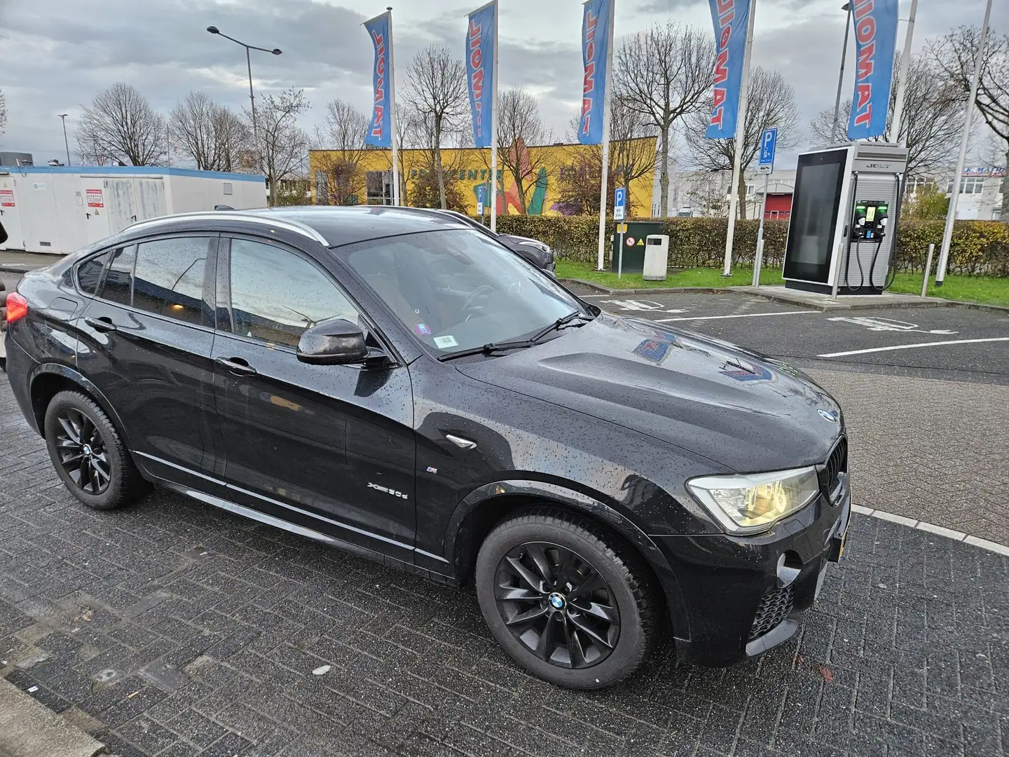 BMW X4 xDrive30d High Exec. M-sport & Dealer onderhouden Zwart - 2