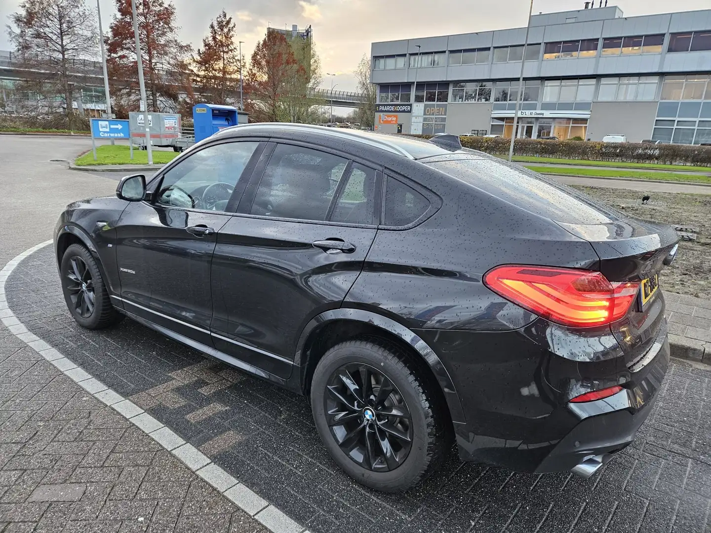 BMW X4 xDrive30d High Exec. M-sport & Dealer onderhouden Zwart - 1