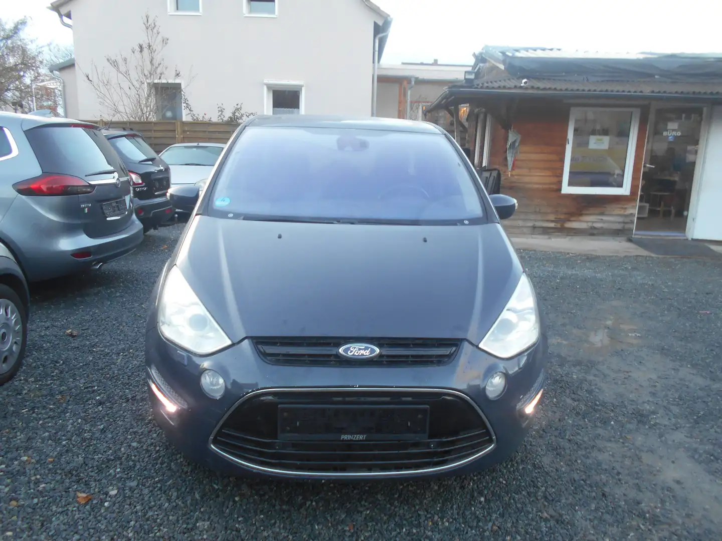 Ford S-Max Titanium  KLIMA/EURO 5 /NAVI Grau - 1